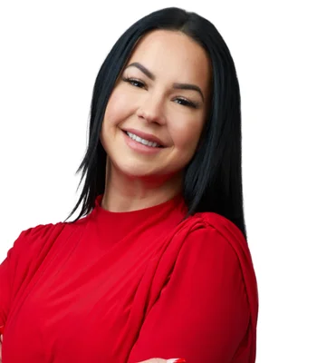 Portrait of Stevi Lashley, REALTOR®, Associate.